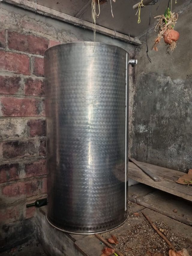 3 depósitos acero inoxidable vino