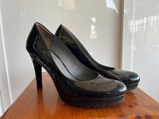 Tacones Calvin Klein negros, talla 37