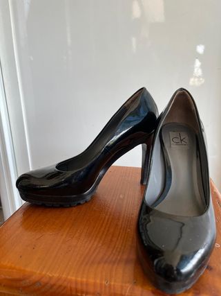 Tacones Calvin Klein negros, talla 37