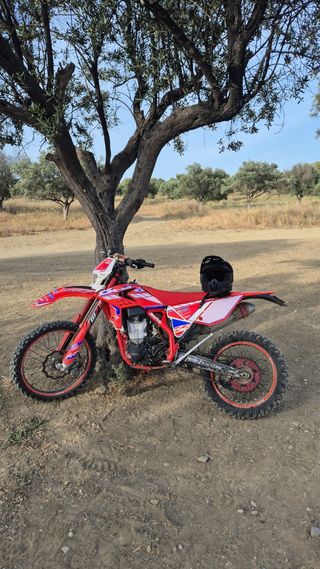 Beta RR 350 4T Motocross, motoenduro.