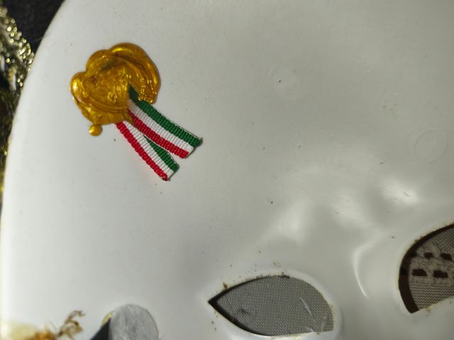Maschera Veneziana di carta pesta Arlecchino Vinta