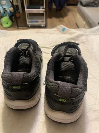 Scarpe sportive bambino Nike