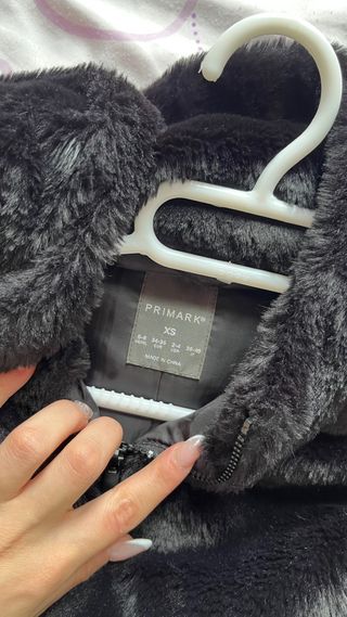 Chaquetón Primark negro XS