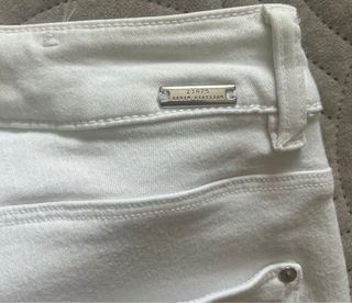 Jeans Zara blancos talla S