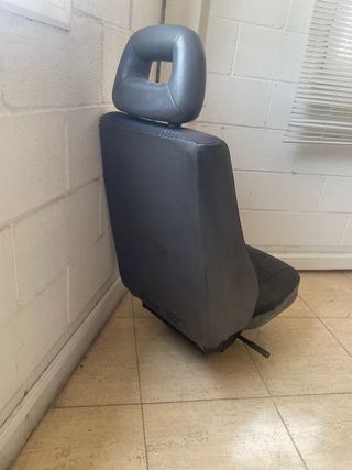Asiento derecho individual Nissan Atelon 