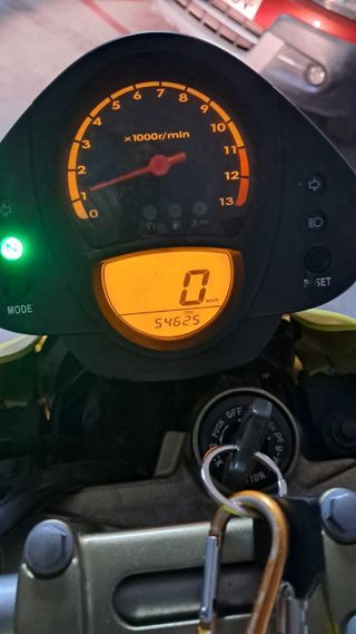 Kawasaki ER6n 650cc - Moto