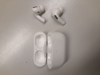 AirPods Pro 1 con estuche - Blancos
