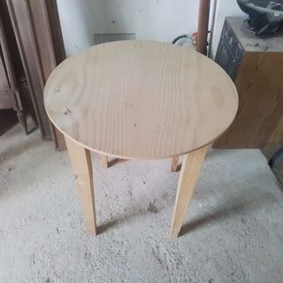 Mesa auxiliar redonda madera
