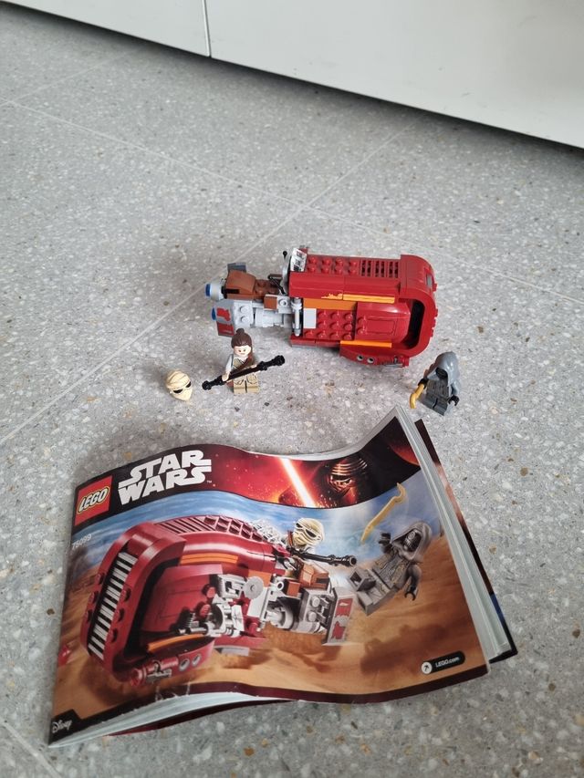 LEGO Star Wars 75099 - Transporte de Rey