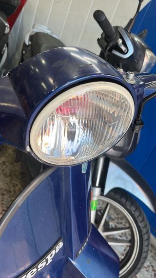 Vespa 200 iris