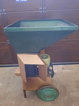 Peladora almendras - Eléctrica 220 v.