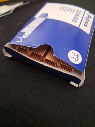 Mini grapadora y sacagrampas