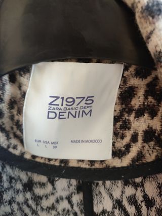 Abrigo Zara L estampado leopardo