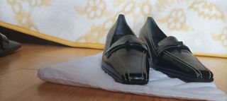 Tacones Prada negros 36