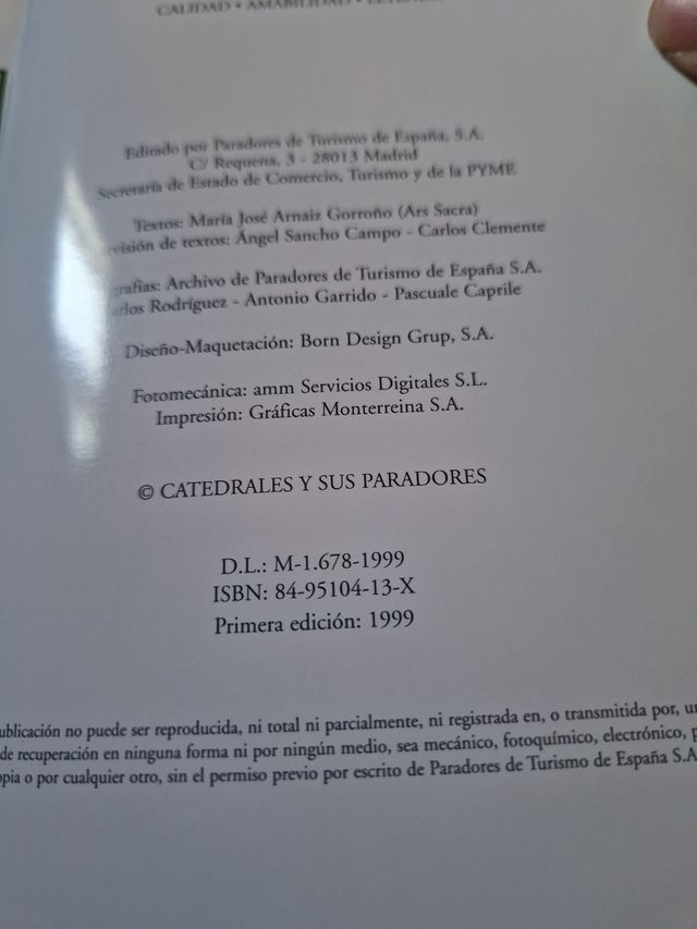 Libro catedrales y sus paradores 