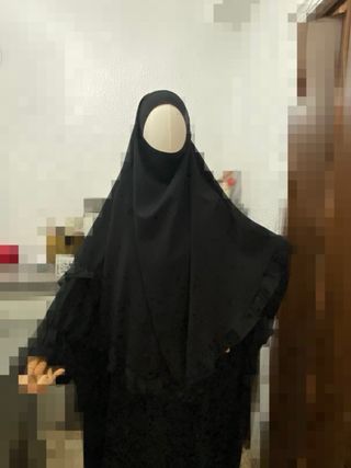 Khimar negro