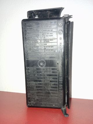 Gaveta Fusíveis VW Golf Jetta MK2