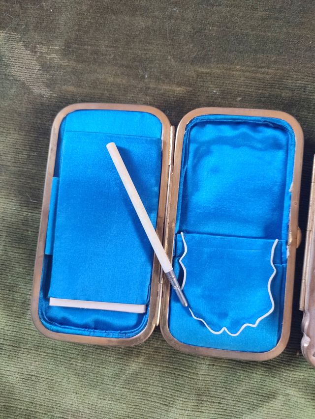 Pitilleras antiguas bordadas