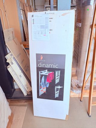 Deltacalor Dinamic: termoarredo con stendino