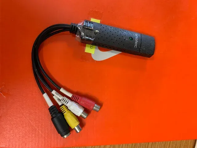 Conversor VHS a Digital Unotec