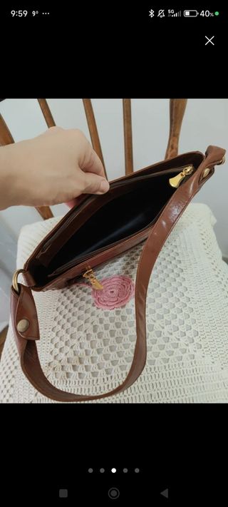 Bolso marrón bandolera