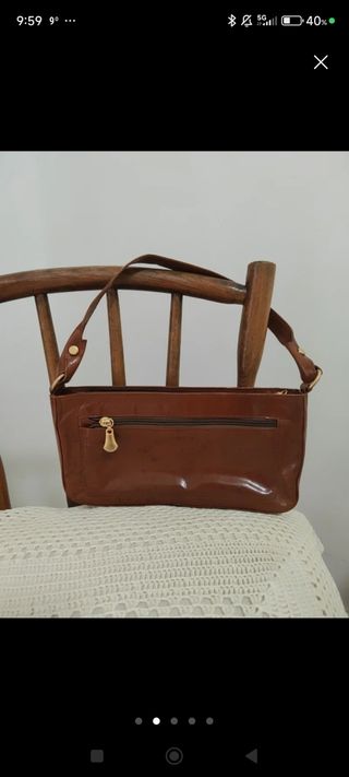 Bolso marrón bandolera