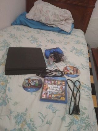 PS4 Slim (PlayStation 4) + 2 mandos