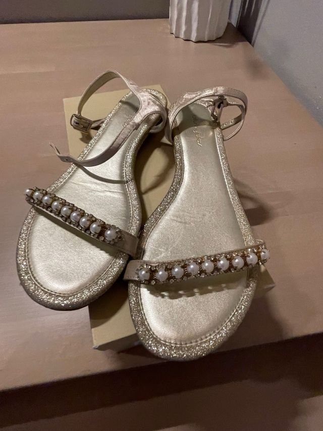 Sandali Byblos oro - eleganti