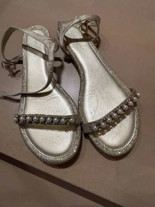 Sandali Byblos oro - eleganti