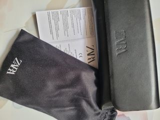 Gafas sol Zara doradas - nuevas