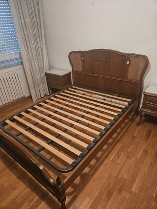 IMPRESIONANTE CAMA DE MATRIMONIO CON SOLERA