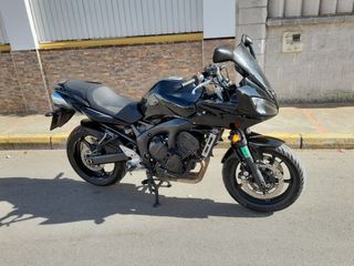 Yamaha FZ6 .Fazer