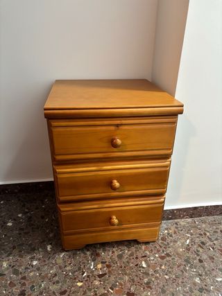 Cabecero, escritorio y mesita noche madera