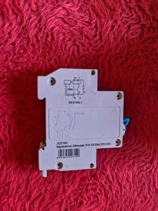 Interruptor automático 10A 240V