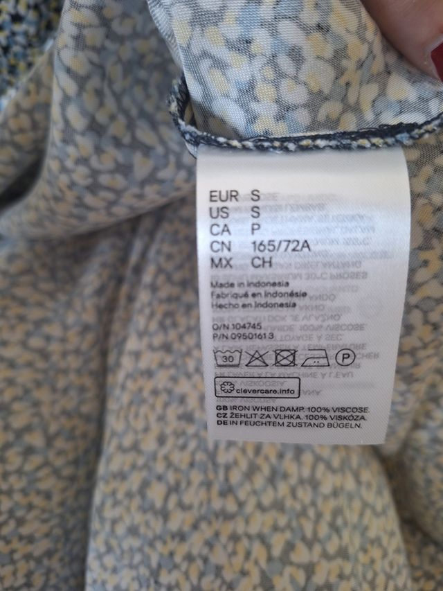 Falda S NUEVA flores H&M 