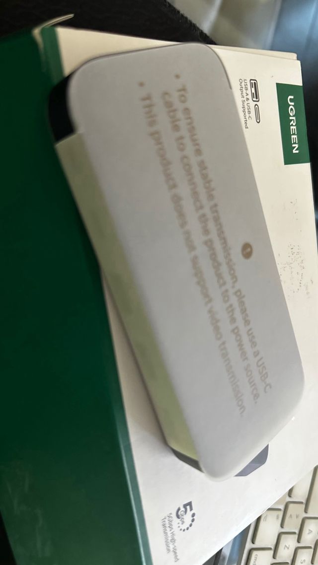 UGREEN Switch USB-C 5Gbps - 4 puertos