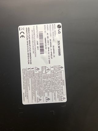 TV LG 32" negra con mando original