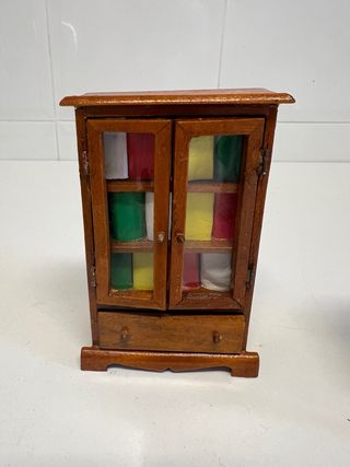 Muebles miniatura madera: piano y 7 piezas