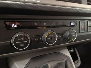 Volkswagen Caravelle 2.0 TDI Trendline