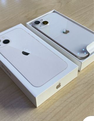 iPhone 13 blanco   extrella  2 fundas incluidas