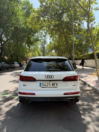 Renting de Audi Q7 2023