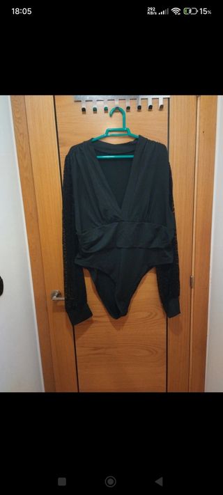 Body negro T (58/60)