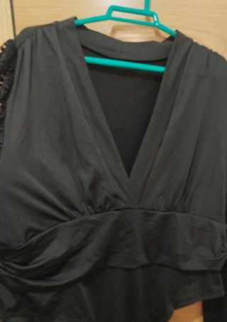 Body negro T (58/60)