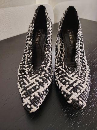 Zapatos UTERQÜE bicolor