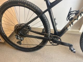 Bicicleta da montagna Olympia in carbonio