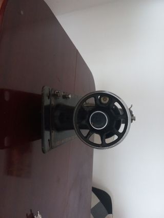 Máquina coser SIGMA antigua