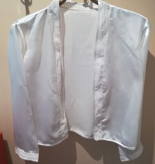 Chaqueta blanca encaje