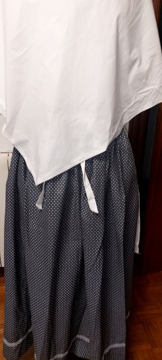 Traje casera adulto: blanco y gris 88 largo