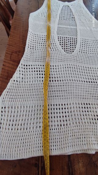 Vestito bianco in maglia traforata