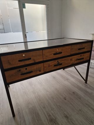 Vetrina in legno e metallo